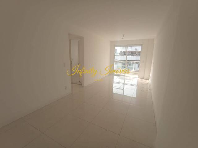 Apartamento para Venda em Rio de Janeiro - 2