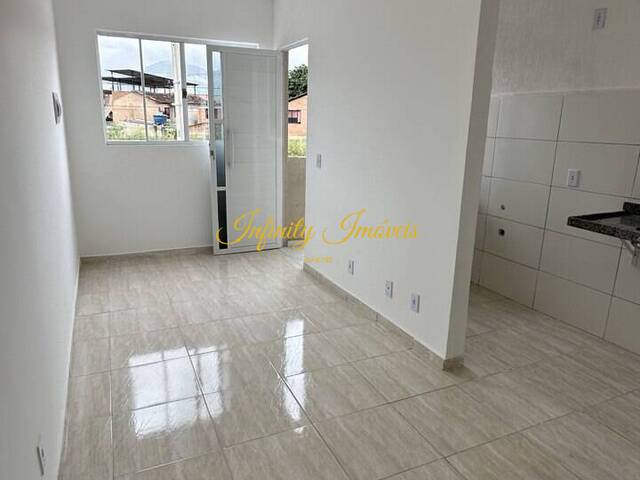 Casa para Venda em Nova Iguaçu - 2