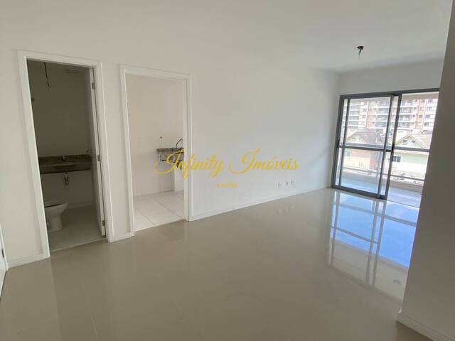 Apartamento para Venda em Rio de Janeiro - 2