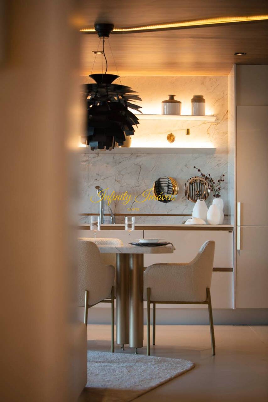 Cobertura, 3 quartos, 244 m² - Foto 10