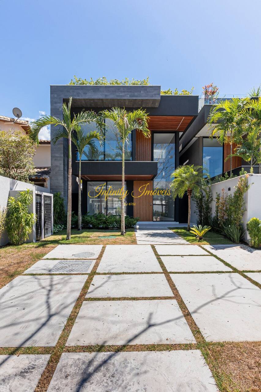 Casa, 4 quartos, 360 m² - Foto 1