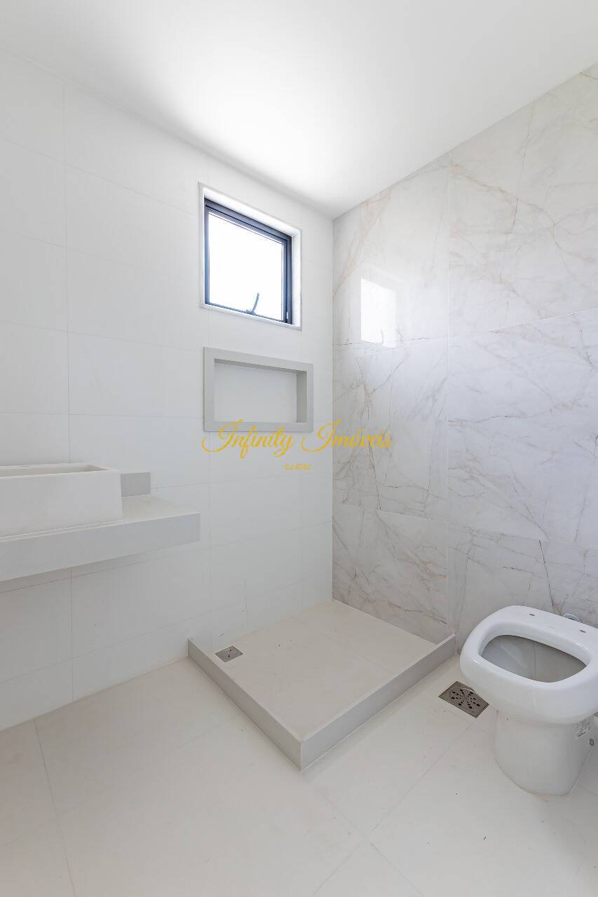 Casa, 4 quartos, 350 m² - Foto 31